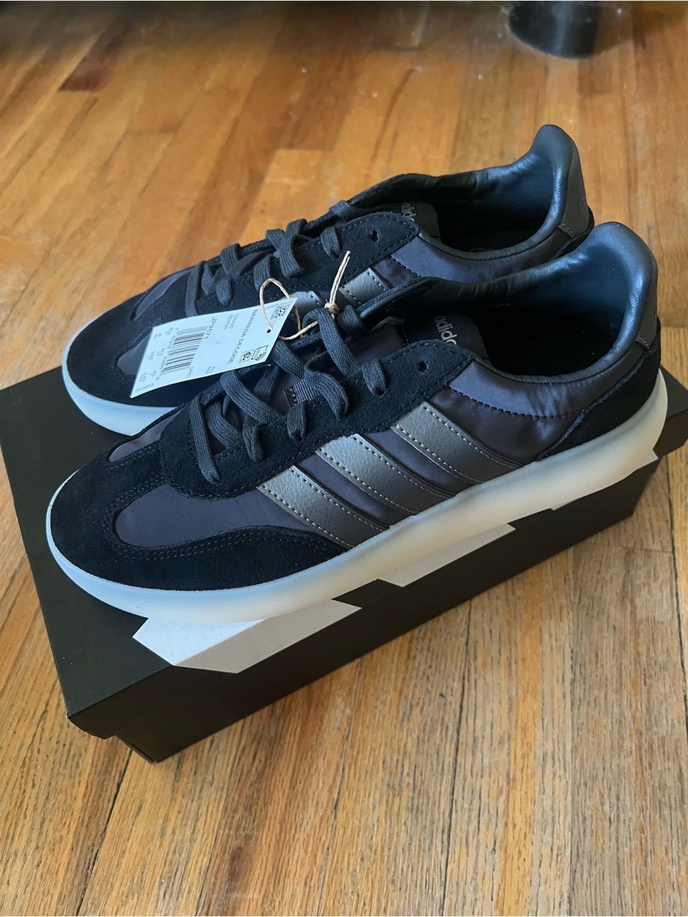 Adidas Barreda Decode Sneakers Womens 8 Black and Gray